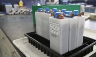 lead-free zinc anode battery