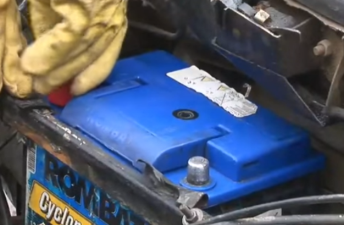 bad starter battery connection