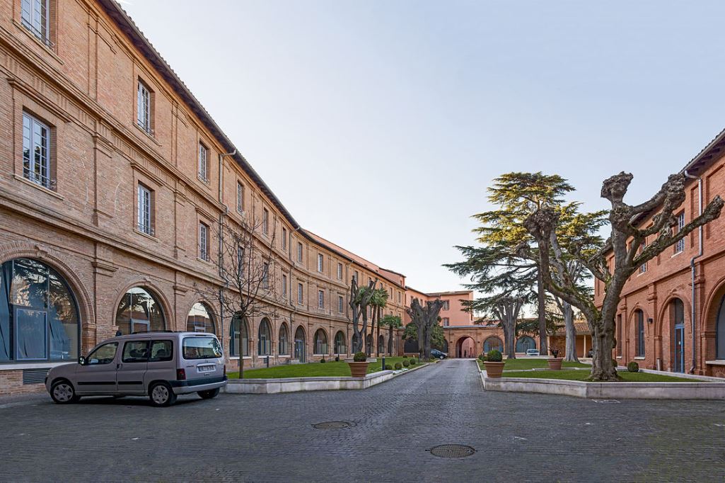 lithium-rich layered sulphides