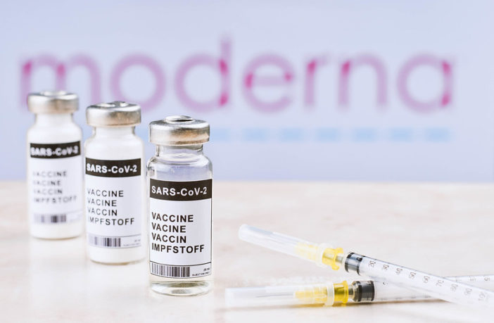 fda scientists recommend moderna vaccine