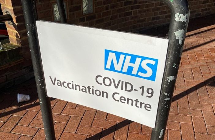 oxford vaccine could reduce spread in the uk