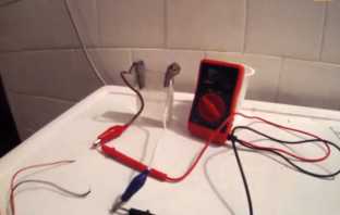 build a simple lead acid battery