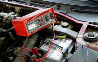 charge a lead acid battery correctly