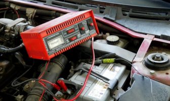 charge a lead acid battery correctly