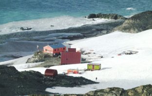 antarctic lead batteries probe climate change