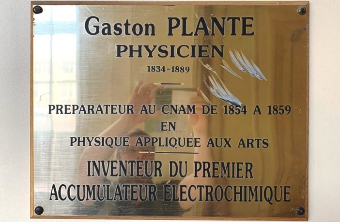 the first rechargeable lead acid battery