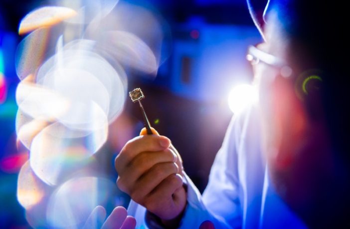 a magnet might tell you to charge your battery