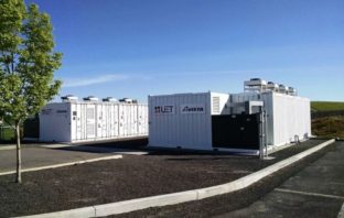 sizeable applications suit flow batteries