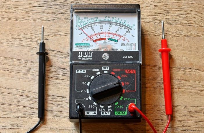 measure capacitor resistance
