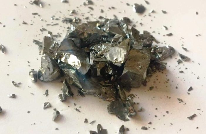 what is silicon doing in batteries