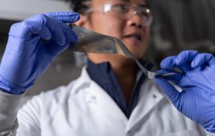 modified aluminum battery