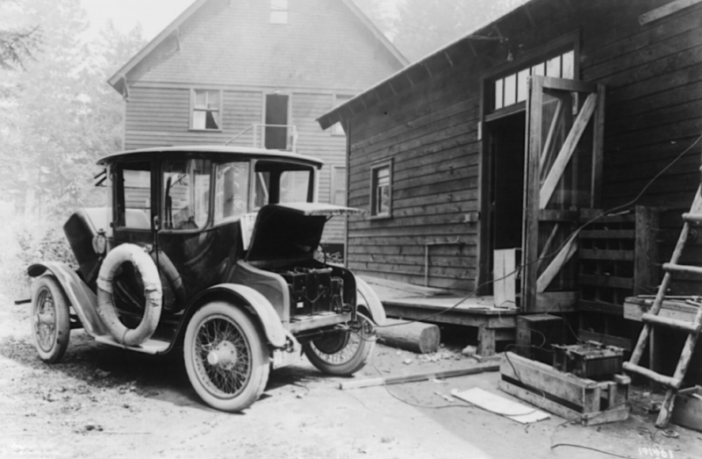 charging electric vehicles
