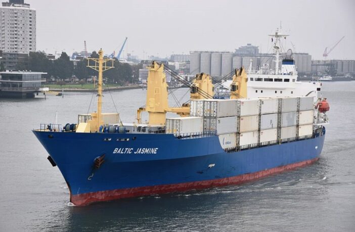 cold shipping with batteries