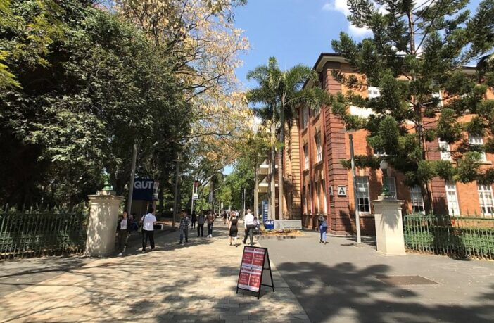 aqueous zinc-ion batteries