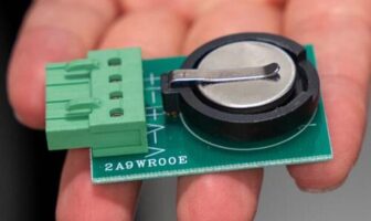 button and coin batteries