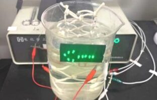 net and fabric seawater batteries