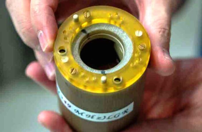 the origin of dendrites revealed