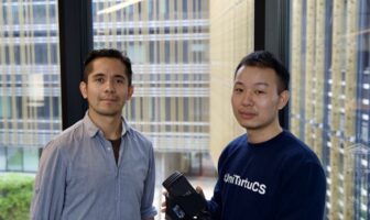 recycling smartphone batteries in situ