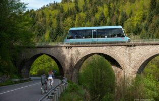 draisy and cristal innovate etransport