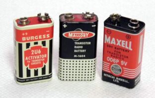 batteries don't go in bottom drawers